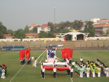 Khai mạc giải Bóng đá Hội khỏe phù đổng học sinh Tiểu học và Trung học cơ sở toàn quốc Cúp Milo lần thứ IX - Năm 2011