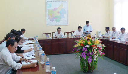 Giám đốc Sở Văn hóa - Thể thao và Du lịch Nguyễn Quang Toản phát biểu tại cuộc họp